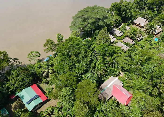 Ecolucerna Lodge Tambopata